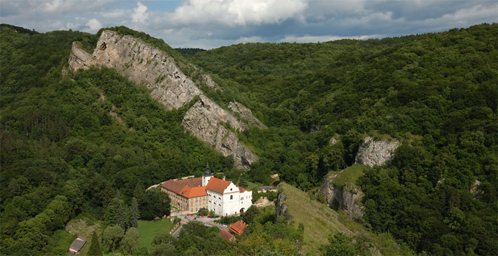 Svat� Jan pod Skalou - �esk� kras